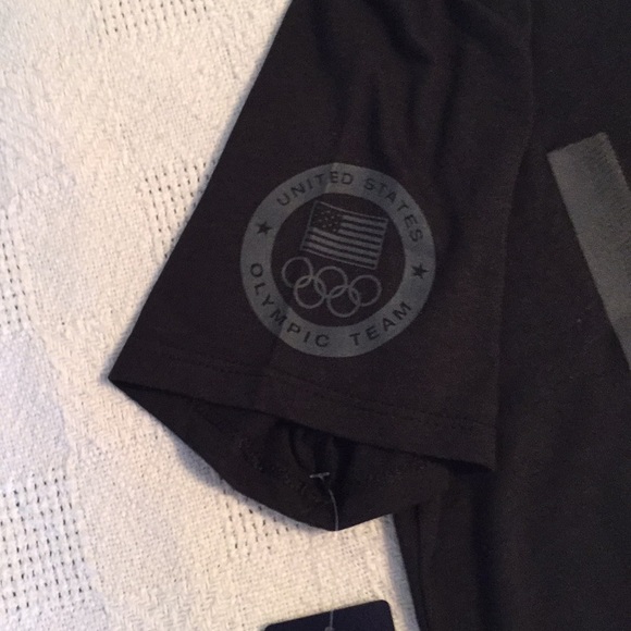 Nike women’s top - Picture 5 of 8